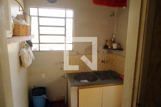 Casa à venda com 5 quartos, 396m² em Esplanada, Belo Horizonte