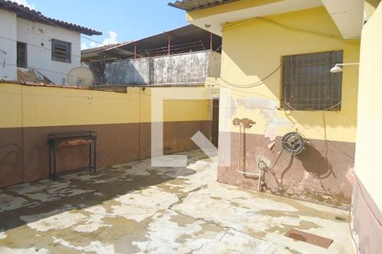 Casa à venda com 5 quartos, 396m² em Esplanada, Belo Horizonte