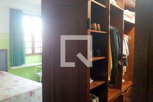 Casa à venda com 4 quartos, 350m² em Planalto, Belo Horizonte