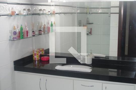 Apartamento à venda com 3 quartos, 106m² em Centro, Belo Horizonte