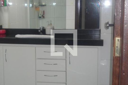 Apartamento à venda com 3 quartos, 106m² em Centro, Belo Horizonte