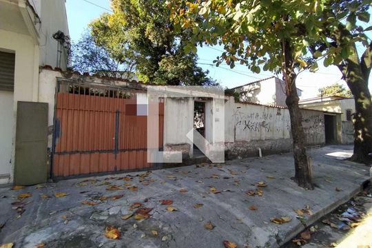Casa à venda com 5 quartos, 240m² em Santa Cruz, Belo Horizonte