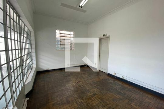 Casa à venda com 5 quartos, 300m² em Alto Barroca, Belo Horizonte