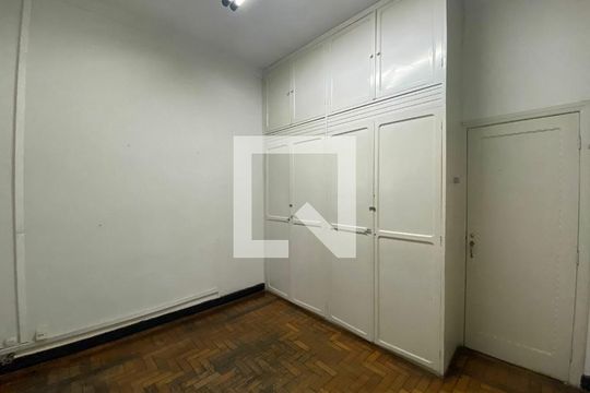 Casa à venda com 5 quartos, 300m² em Alto Barroca, Belo Horizonte
