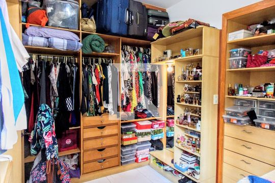 Apartamento à venda com 4 quartos, 195m² em Funcionários, Belo Horizonte