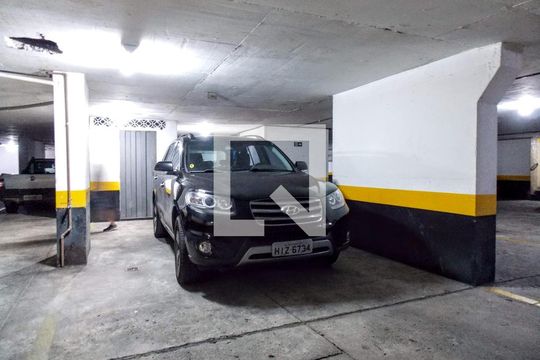 Apartamento à venda com 4 quartos, 195m² em Funcionários, Belo Horizonte