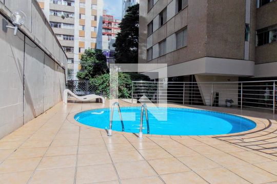 Apartamento à venda com 4 quartos, 195m² em Funcionários, Belo Horizonte