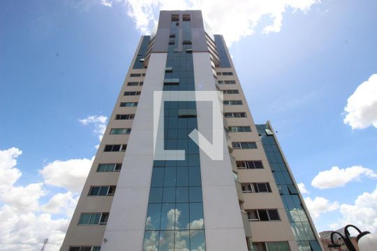 Fachada de apartamento para alugar com 1 quarto, 68m² em Taguatinga Centro (taguatinga), Brasília