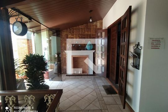 Casa à venda com 2 quartos, 250m² em Planalto, Belo Horizonte