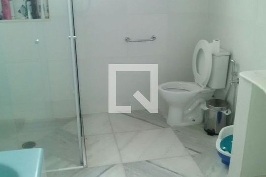 Casa à venda com 4 quartos, 400m² em Santo Antônio, Belo Horizonte