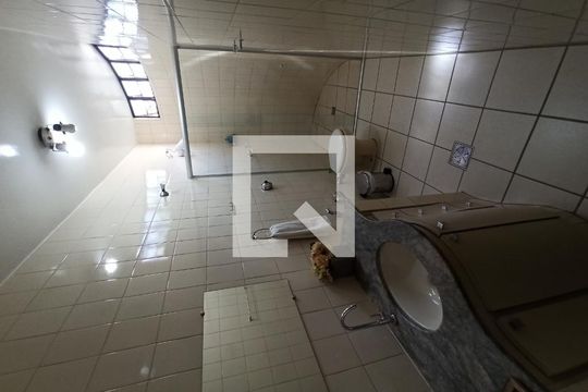 Casa à venda com 5 quartos, 291m² em Ouro Preto, Belo Horizonte