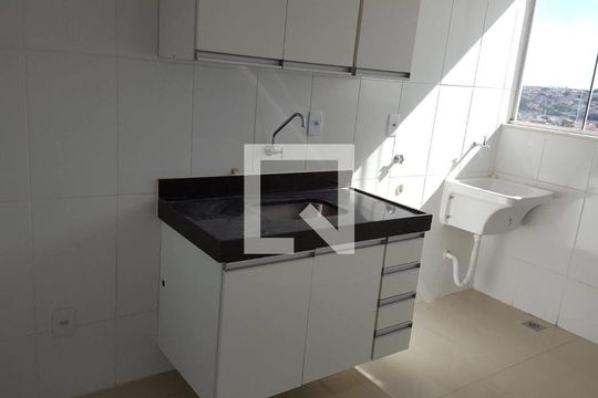Apartamento à venda com 3 quartos, 66m² em Manacás, Belo Horizonte