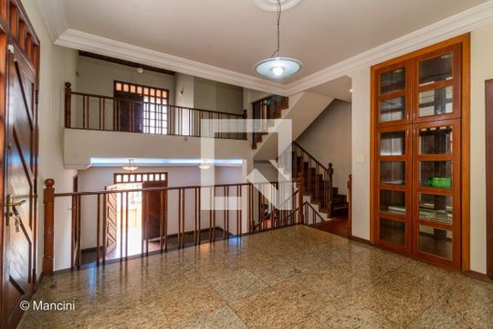 Casa para alugar com 7 quartos, 420m² em Palmares, Belo Horizonte