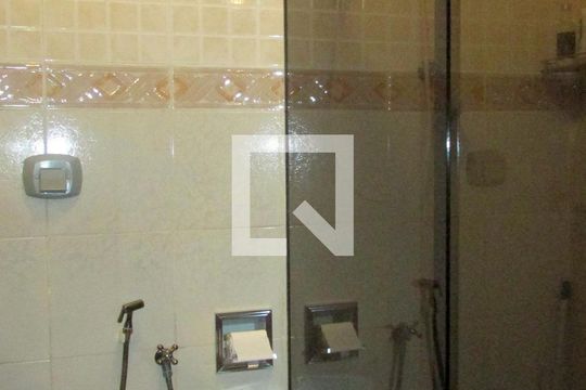 Casa à venda com 3 quartos, 360m² em Nova Cachoeirinha, Belo Horizonte