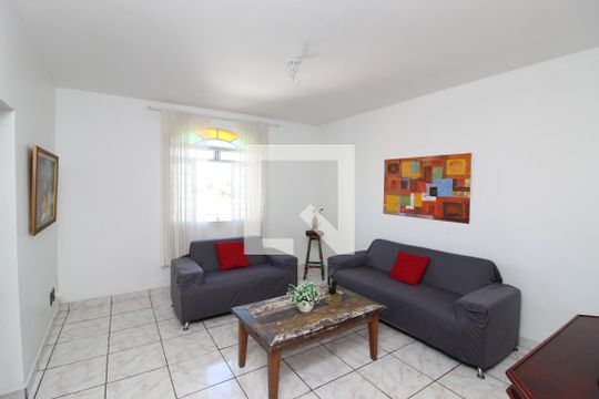 Casa à venda com 6 quartos, 320m² em Havaí, Belo Horizonte