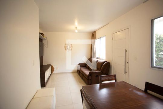 Casa de Condomínio para alugar com 3 quartos, 100m² em Vila Moraes, São Paulo
