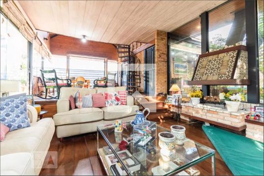 Sala de casa à venda com 5 quartos, 405m² em Alto de Pinheiros, São Paulo