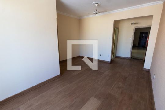 Sala de apartamento à venda com 3 quartos, 150m² em Centro, Campinas