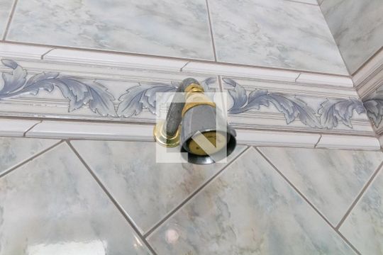 Banheiro de apartamento à venda com 3 quartos, 150m² em Centro, Campinas