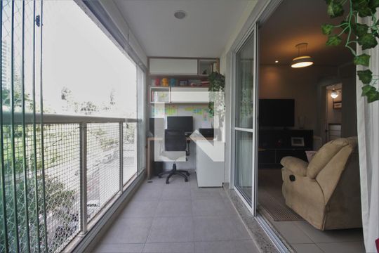 Varanda de apartamento à venda com 2 quartos, 67m² em Vila Andrade, São Paulo