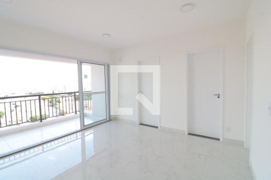 Apartamento à venda com 2 quartos, 45m² em Vila Invernada, São Paulo