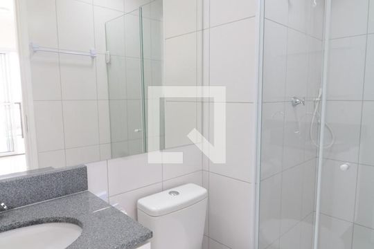 Banheiro de apartamento à venda com 2 quartos, 45m² em Vila Invernada, São Paulo