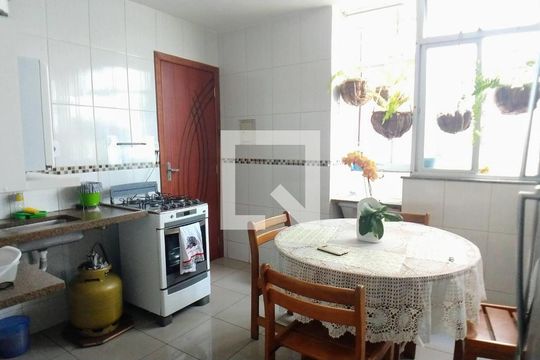 Apartamento à venda com 3 quartos, 63m² em Padre Eustáquio, Belo Horizonte