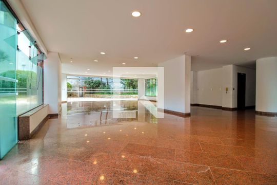 Apartamento à venda com 4 quartos, 280m² em Serra, Belo Horizonte