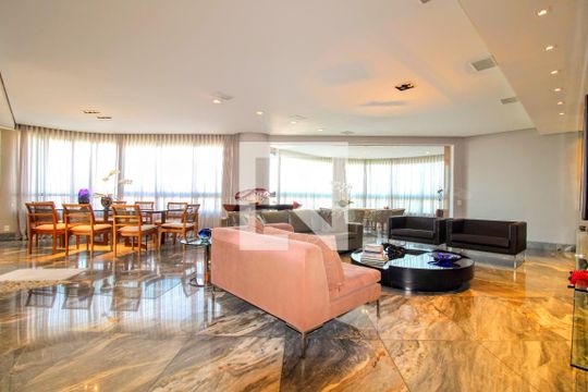 Apartamento à venda com 4 quartos, 280m² em Serra, Belo Horizonte