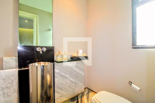 Apartamento à venda com 4 quartos, 280m² em Serra, Belo Horizonte