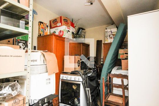 Casa à venda com 4 quartos, 260m² em Vila Paris, Belo Horizonte