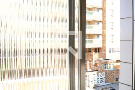 Detalhe da area de serviço de apartamento para alugar com 1 quarto, 33m² em Boqueirão, Praia Grande