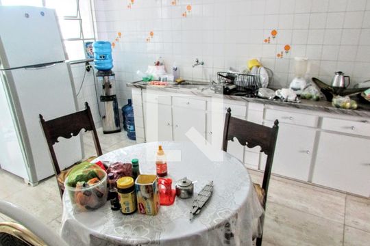 Apartamento à venda com 3 quartos, 166m² em Centro, Belo Horizonte