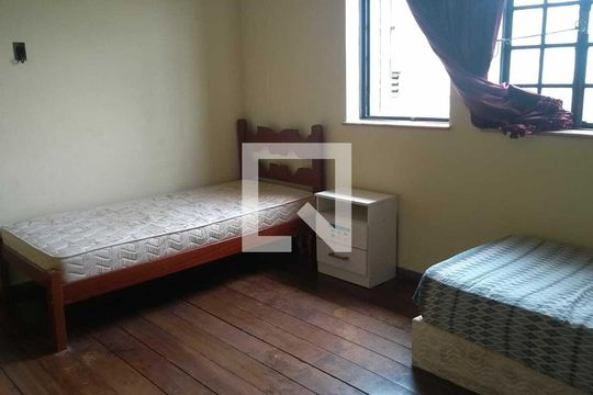 Casa à venda com 4 quartos, 170m² em Horto, Belo Horizonte