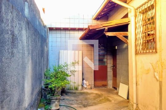Casa à venda com 3 quartos, 340m² em Carlos Prates, Belo Horizonte