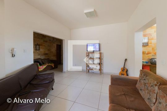 Casa à venda com 5 quartos, 109m² em Padre Eustáquio, Belo Horizonte