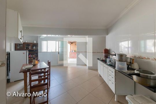 Casa à venda com 5 quartos, 109m² em Padre Eustáquio, Belo Horizonte