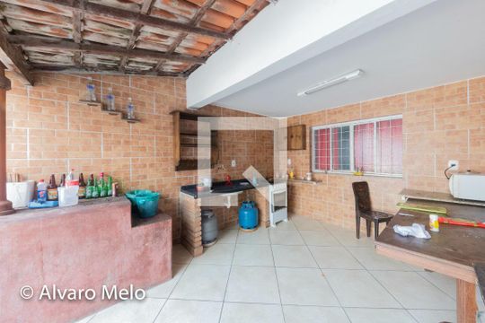 Casa à venda com 5 quartos, 109m² em Padre Eustáquio, Belo Horizonte
