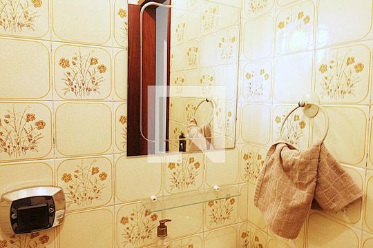 Lavabo de casa à venda com 5 quartos, 190m² em Taboão, São Bernardo do Campo