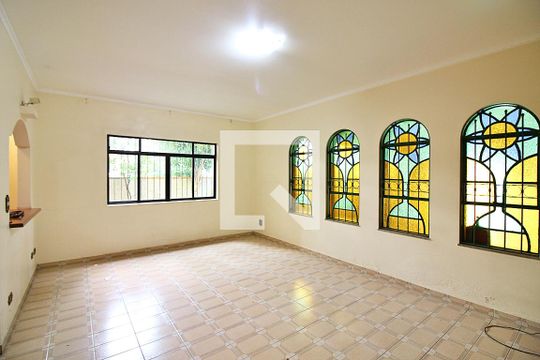 Casa à venda com 5 quartos, 190m² em Taboão, São Bernardo do Campo
