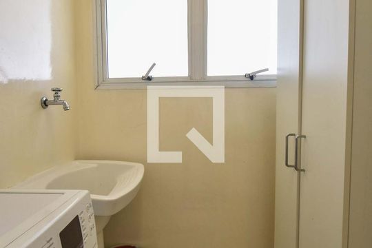 Lavanderia de apartamento para alugar com 1 quarto, 48m² em Cidade Monções, São Paulo