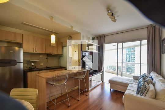 Cozinha de apartamento para alugar com 1 quarto, 48m² em Cidade Monções, São Paulo