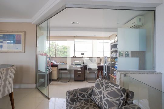 Escritório de apartamento à venda com 3 quartos, 168m² em Passo D’areia, Porto Alegre