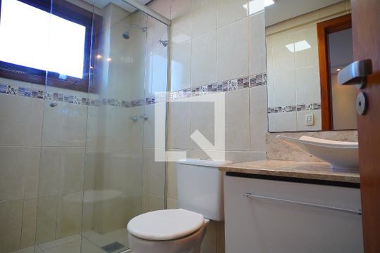 Banheiro da Suíte de apartamento à venda com 3 quartos, 144m² em Harmonia, Canoas