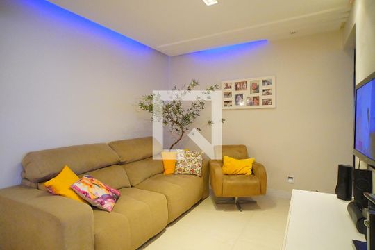 Sala de apartamento à venda com 3 quartos, 144m² em Harmonia, Canoas