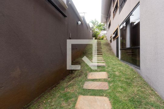 Casa à venda com 5 quartos, 390m² em São Bento, Belo Horizonte
