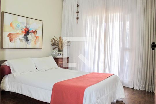 Casa à venda com 4 quartos, 268m² em Minas Brasil, Belo Horizonte