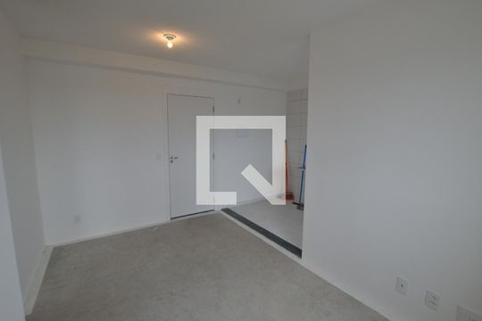 Sala de apartamento para alugar com 2 quartos, 42m² em Jardim Santa Emília, São Paulo