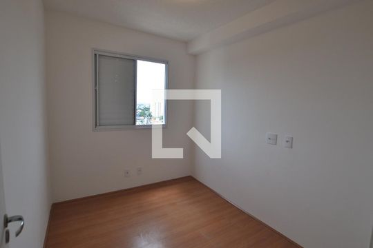 Quarto 1 de apartamento para alugar com 2 quartos, 42m² em Jardim Santa Emília, São Paulo