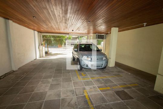 Garagem de apartamento à venda com 3 quartos, 97m² em Bela Vista, Porto Alegre